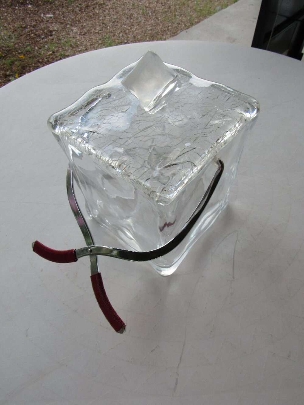Vintage Clear Lucite Ice Cube Ice Bucket